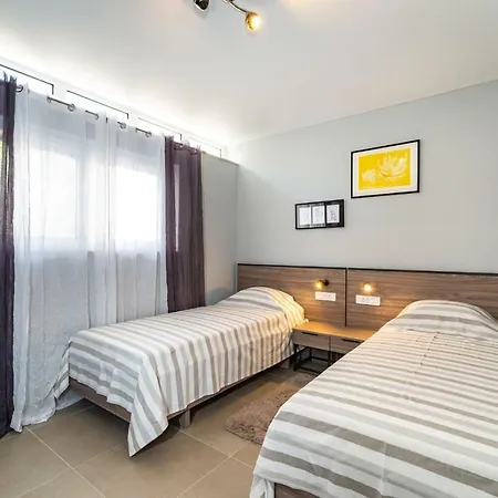Apartment Nera -zadar Old Town With Seaview Zadar